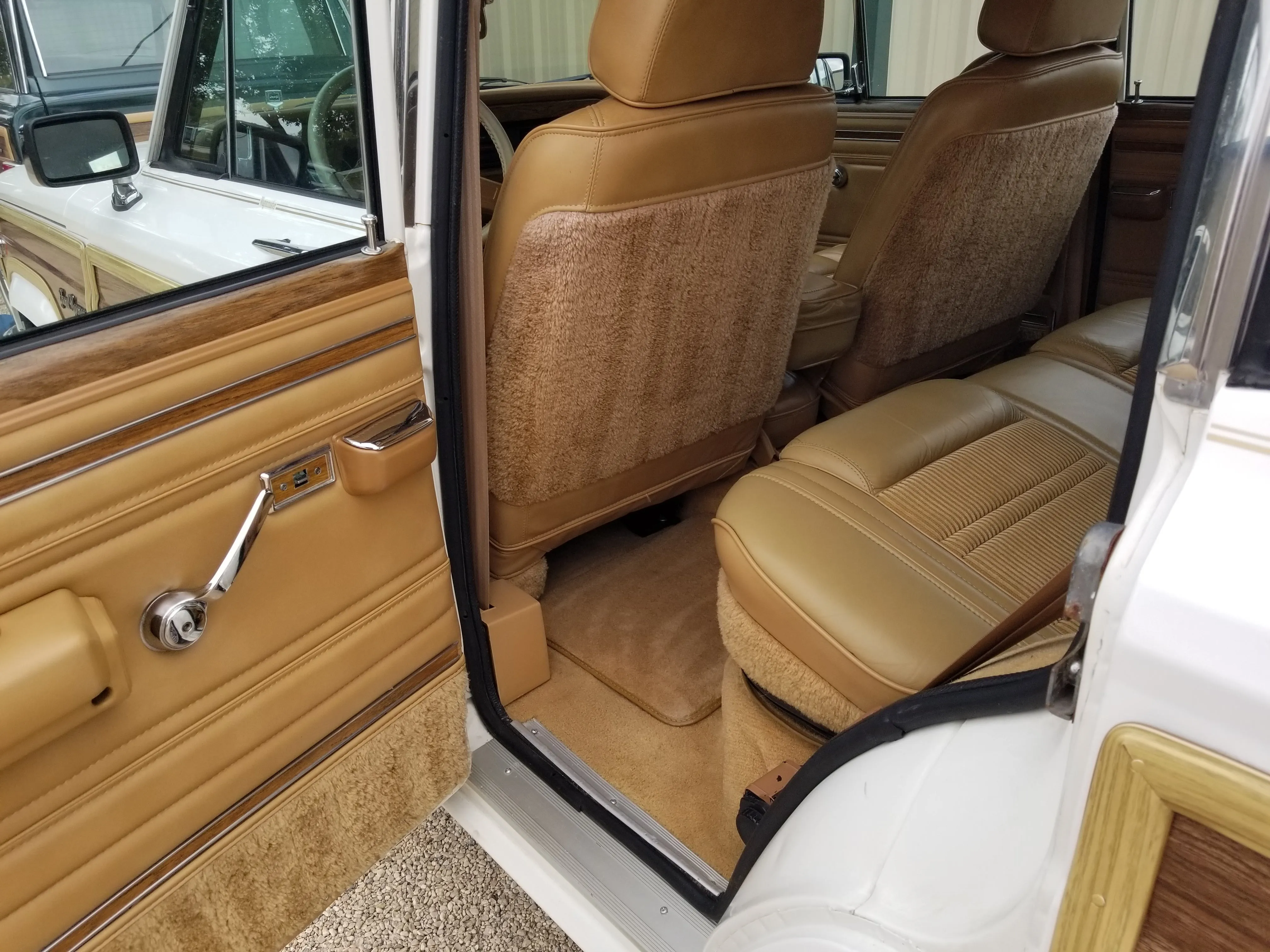 1987 JEEP GRAND WAGONEER - 4X4- Wh #2175 - AVAILABLE early '25