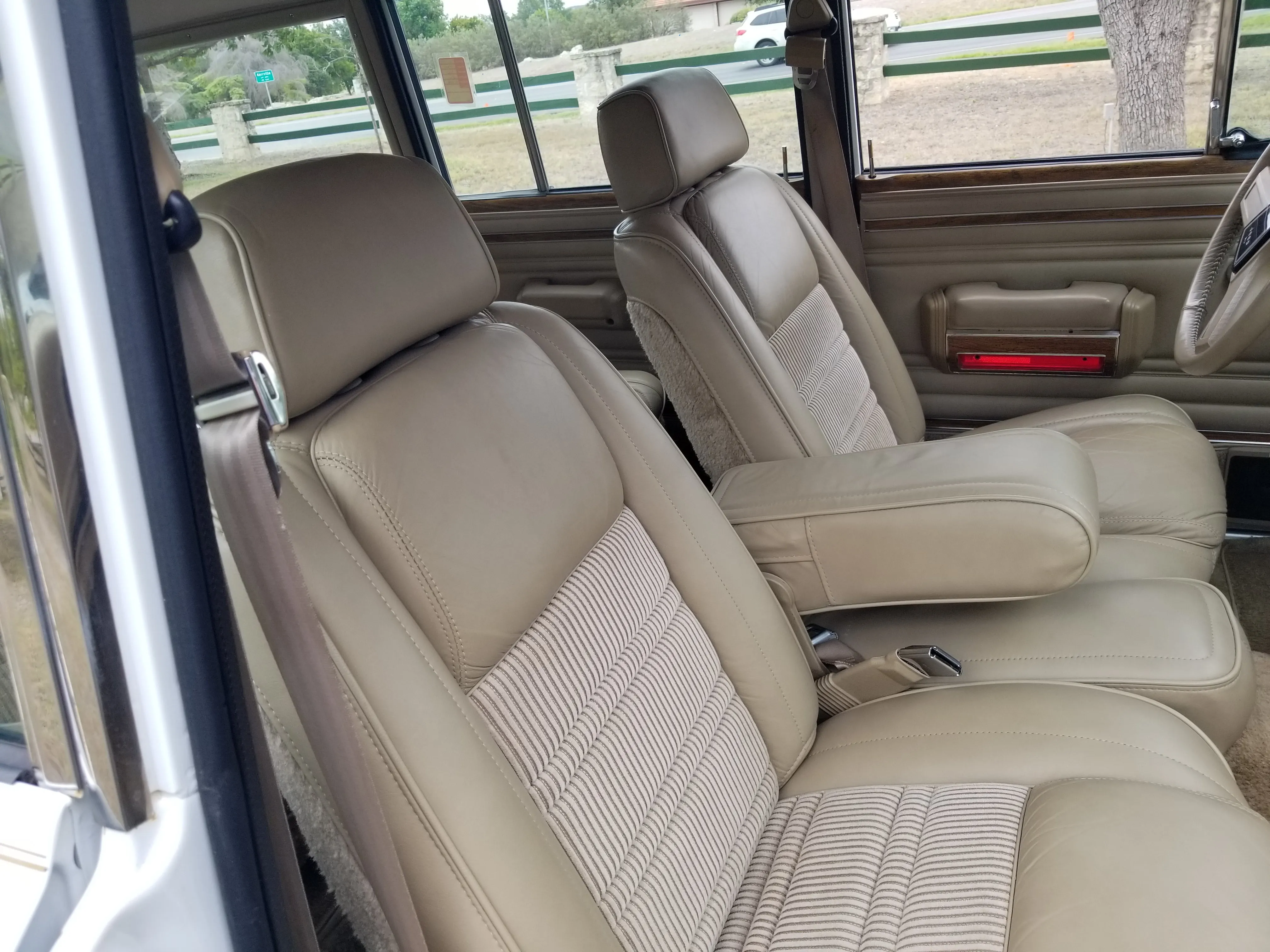1991 - FINAL EDITION - JEEP GRAND WAGONEER - 4X4 - Wh #2175 - HOLD