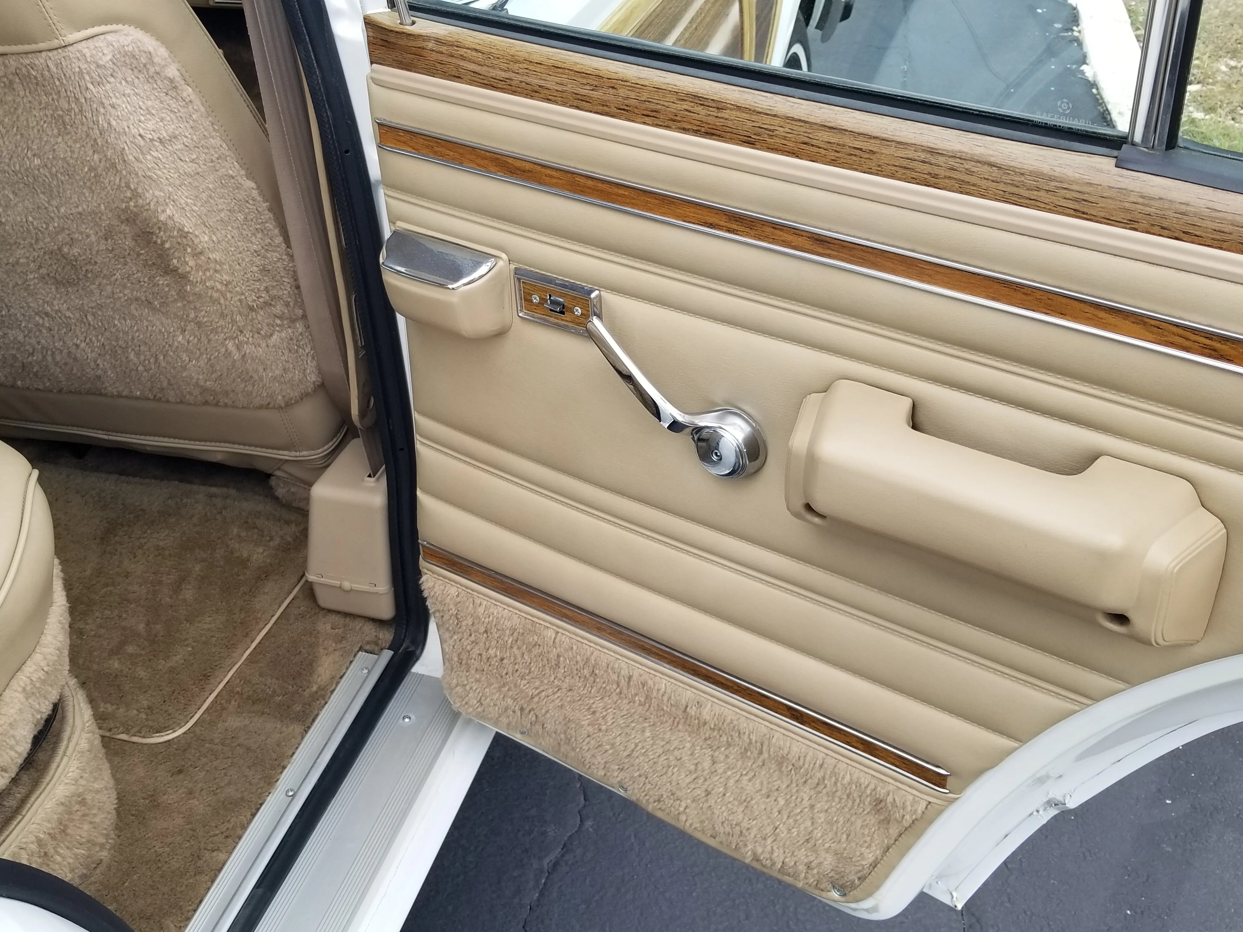 1991 - FINAL EDITION - JEEP GRAND WAGONEER - 4X4 - Wh #2175 - HOLD