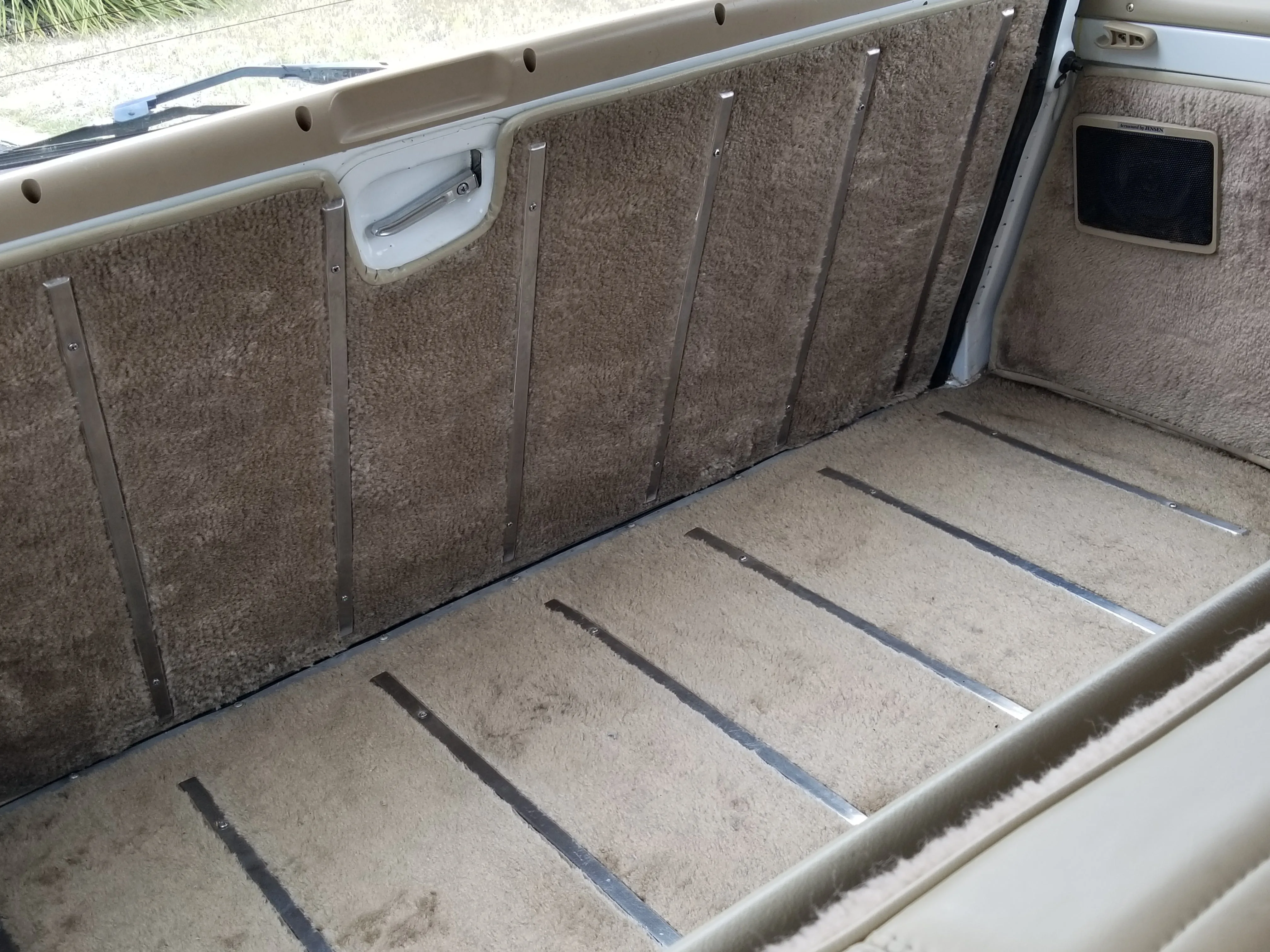 1991 - FINAL EDITION - JEEP GRAND WAGONEER - 4X4 - Wh #2175 - HOLD