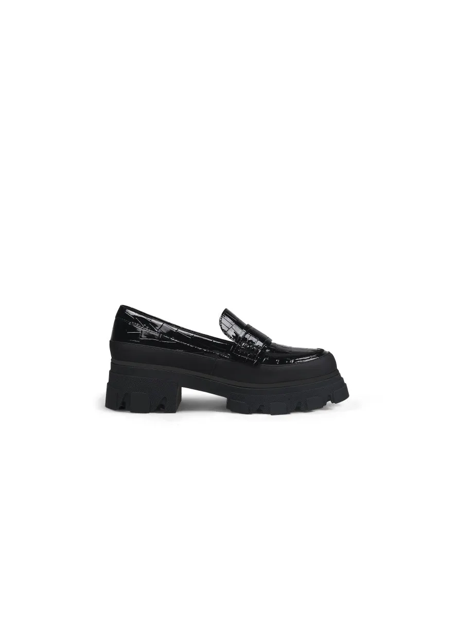 Chunky Heel Croc Pattern Loafer - Black