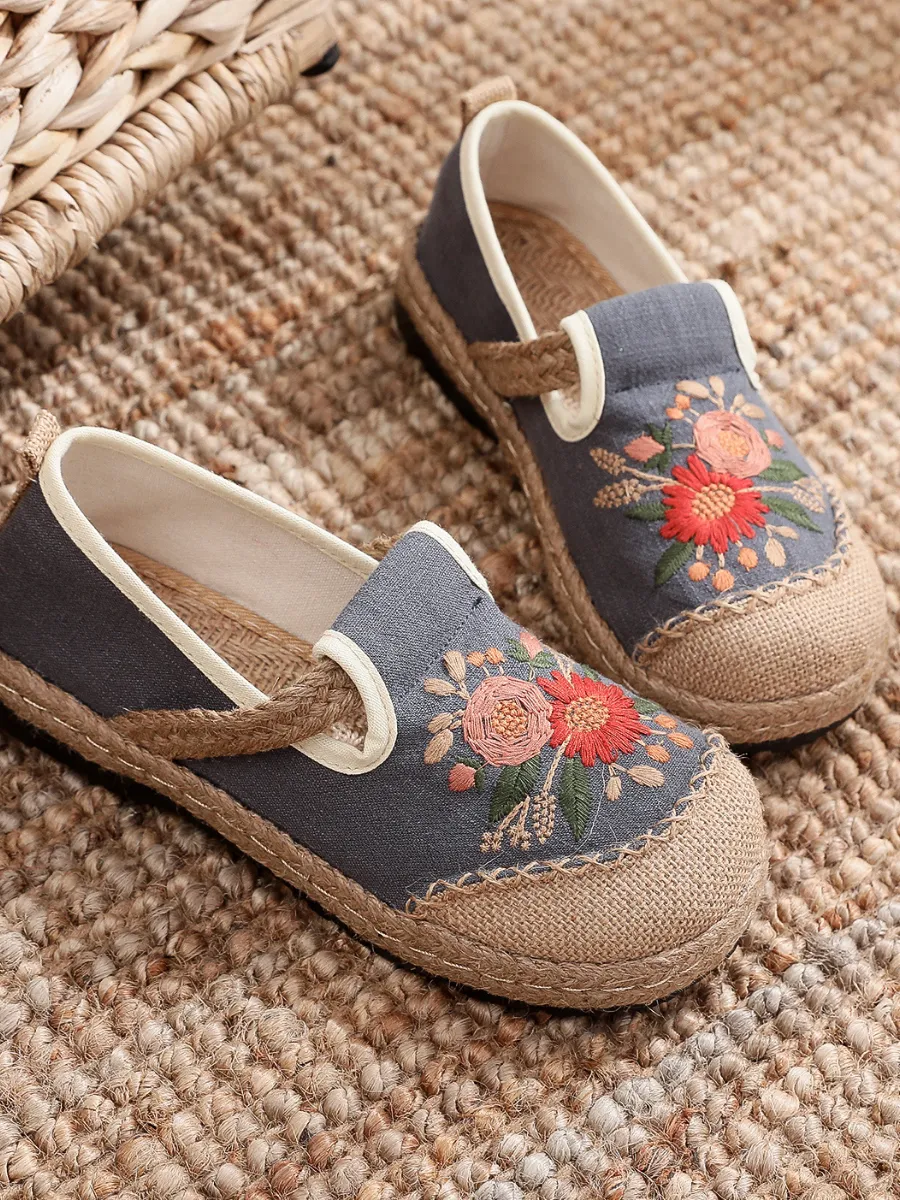 Double Kiss Floral Embroidered Linen Espadrilles - Grey