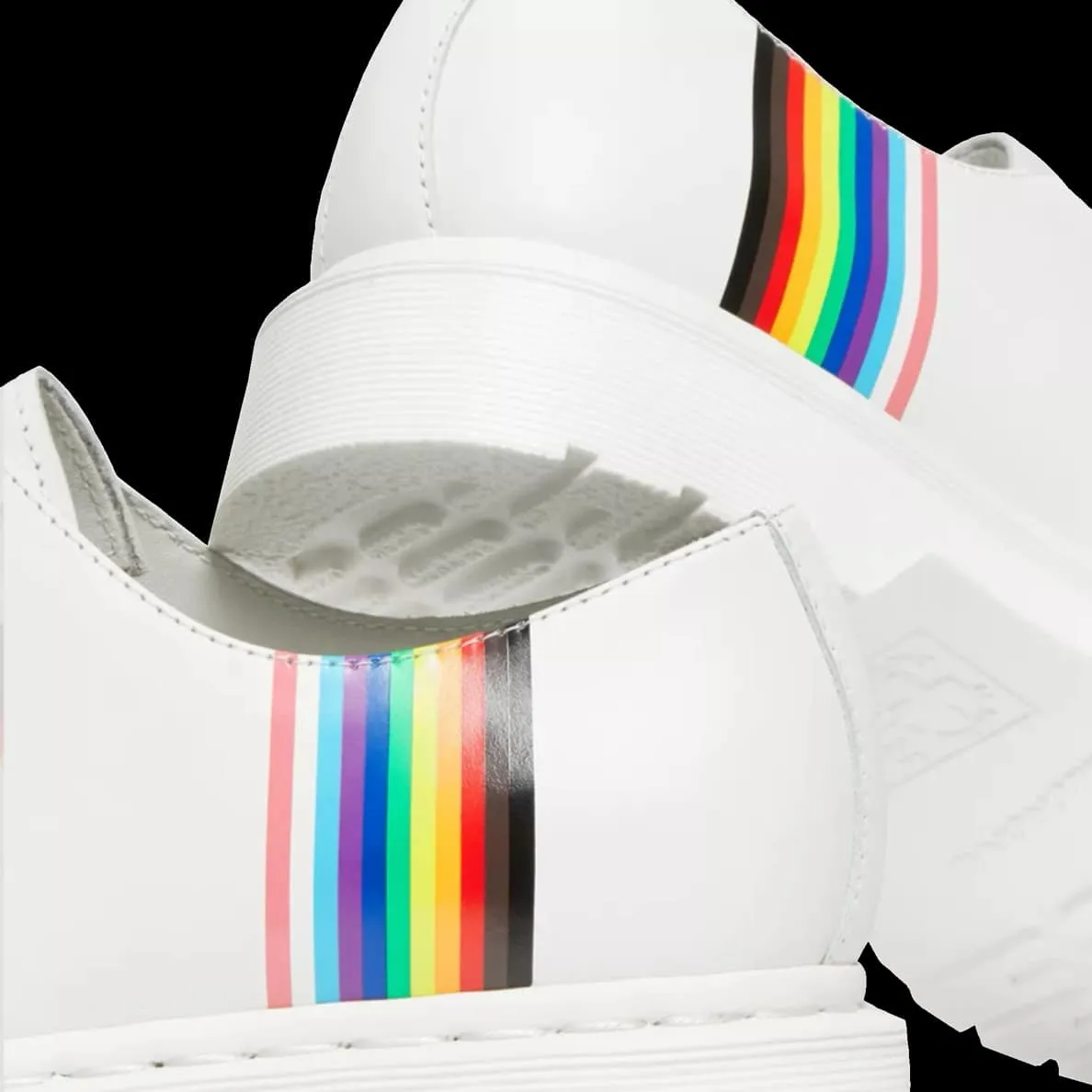 Dr Martens - 3 Eyelet For Pride
