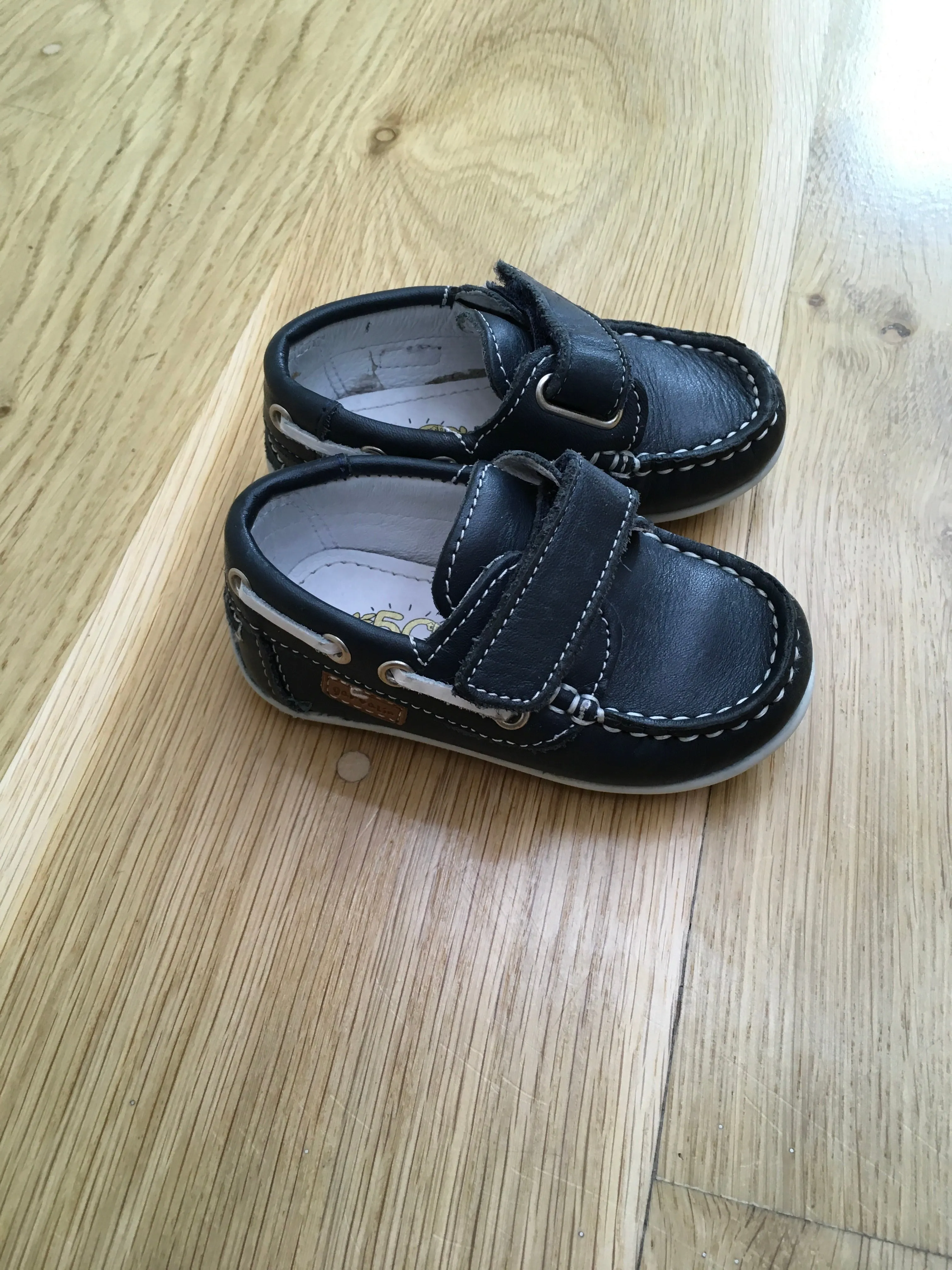 GARVALIN 50 aniversario Boys Shoe Navy Blue Leather Size 20 Children