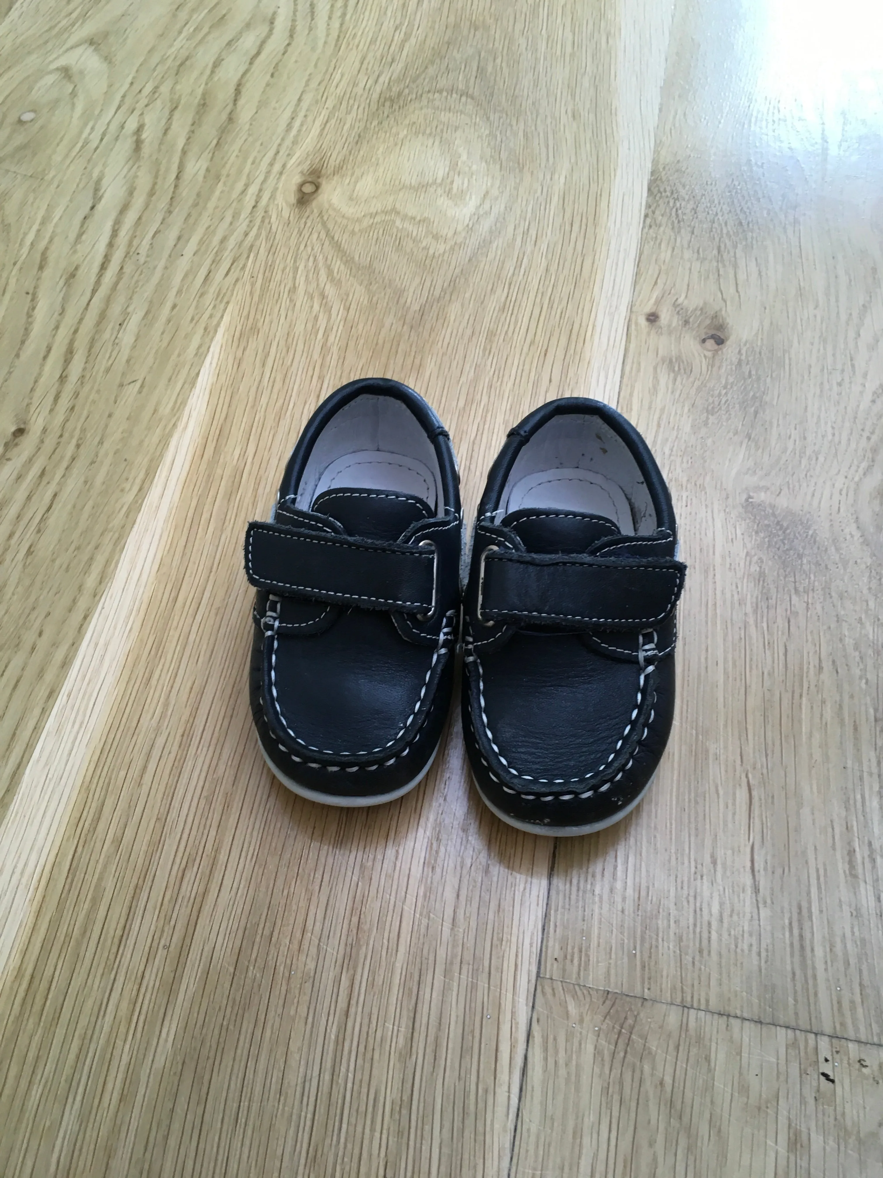 GARVALIN 50 aniversario Boys Shoe Navy Blue Leather Size 20 Children