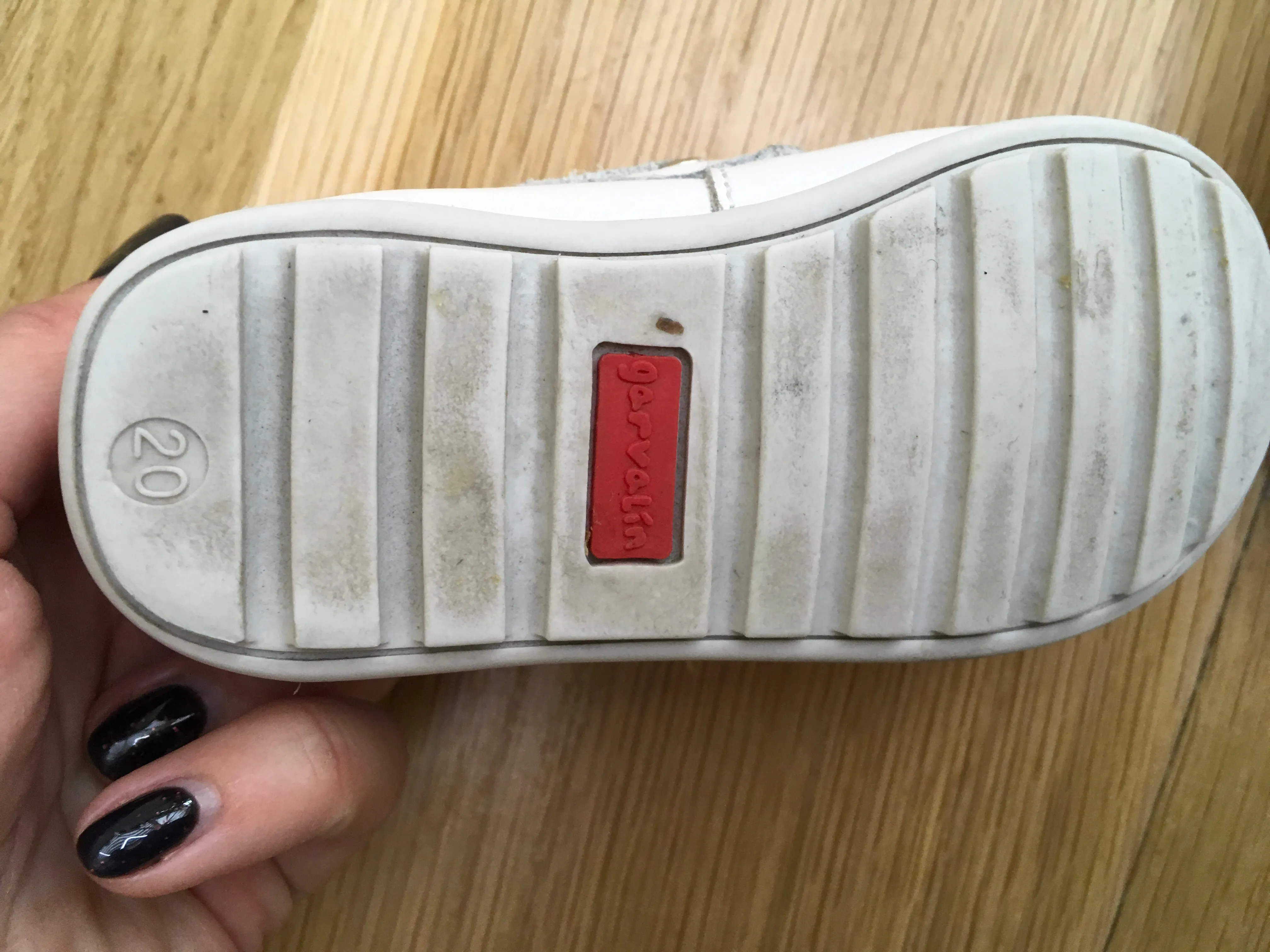 GARVALIN 50 aniversario Boys Shoe White Leather Size 20 Children