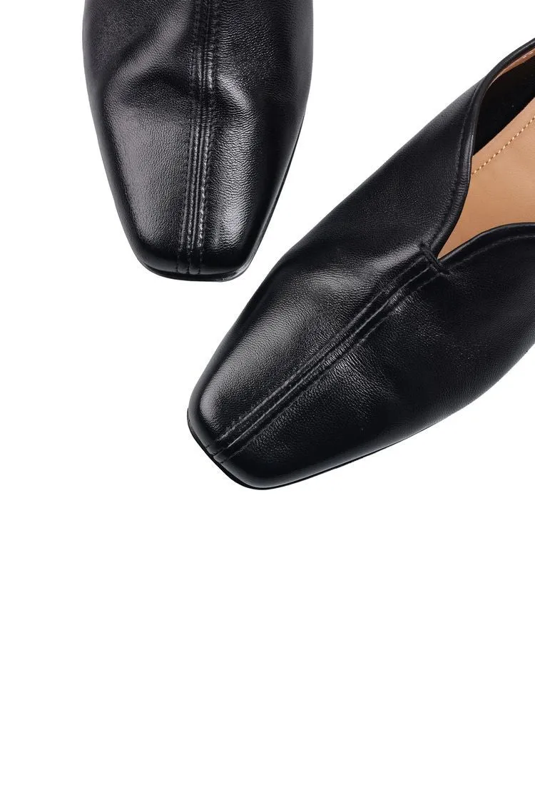 Leather Loafer with Low Heel
