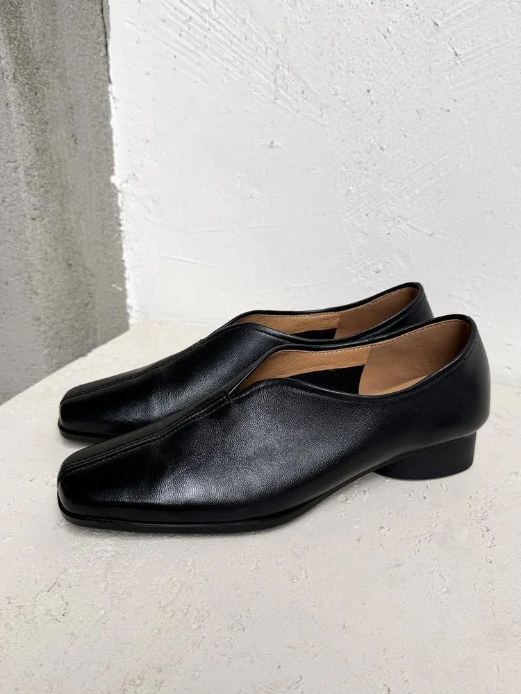 Leather Loafer with Low Heel