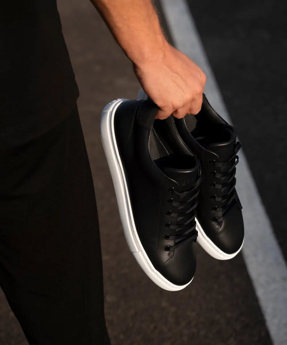 LT 01 Court Lite Full Grain Jet Black