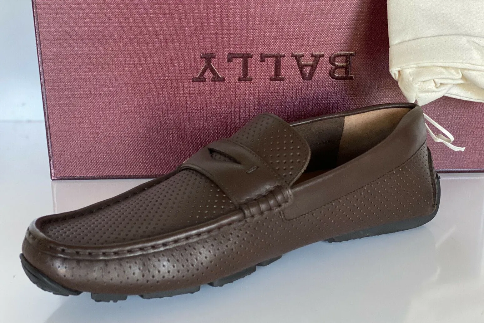 NIB Bally Mens Perforated Calf Leather Driver Loafers Shoes Coconut 8 US 6231354