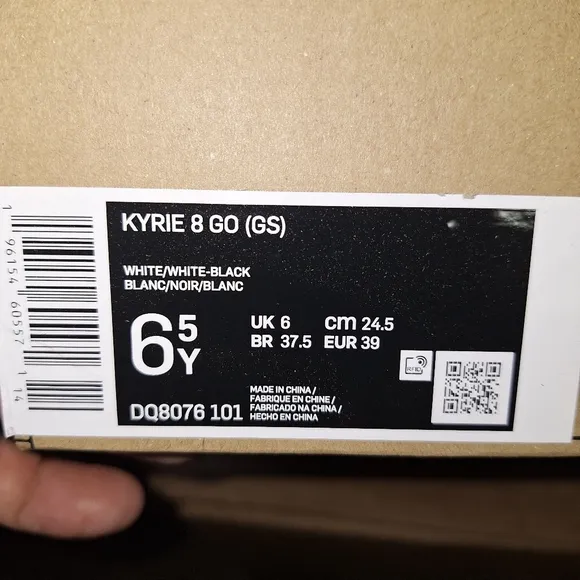 Nike Kyrie 8 GO (GS) White/White-Black new with the box.