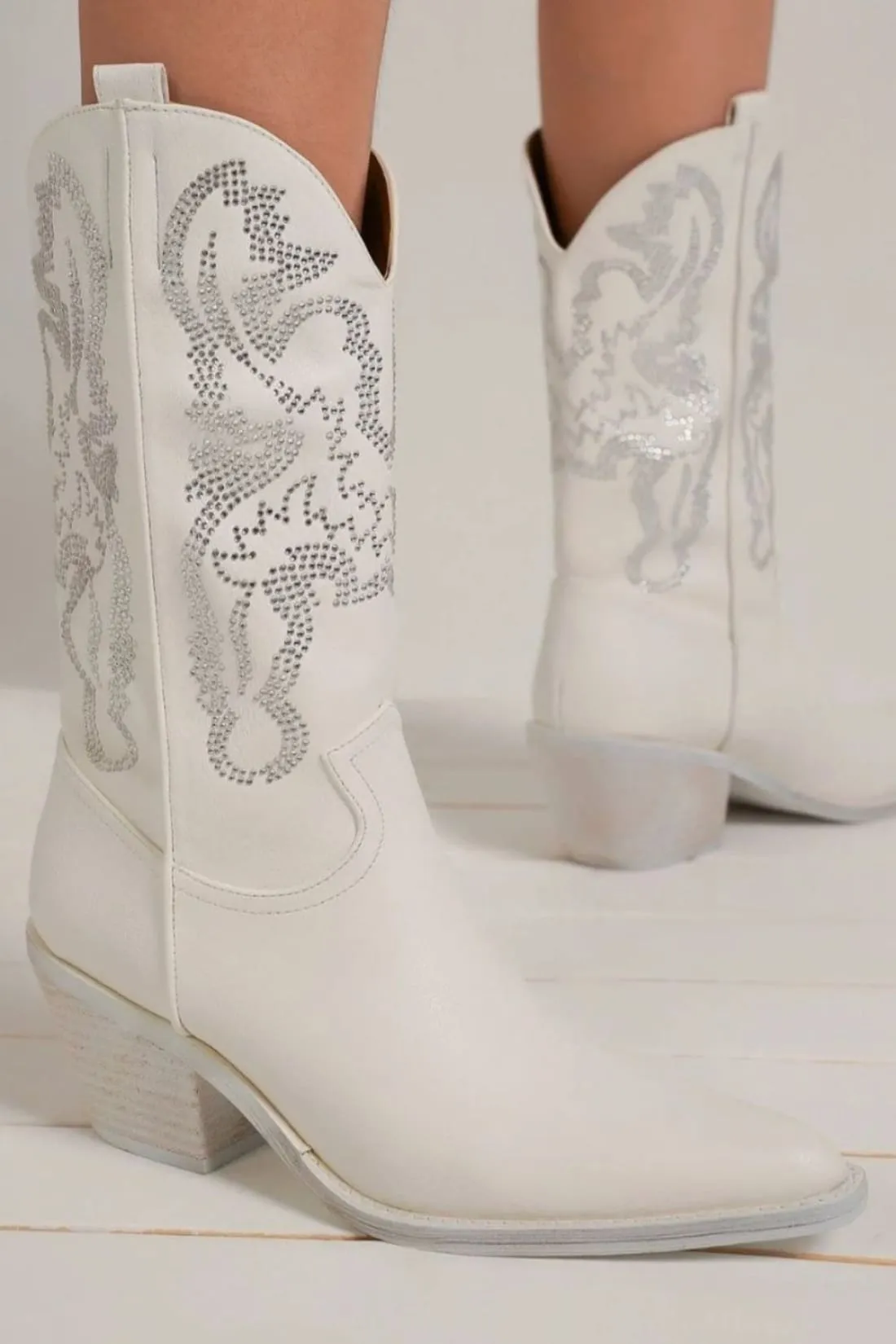 Rhinestone Detail Point Toe Boots in White