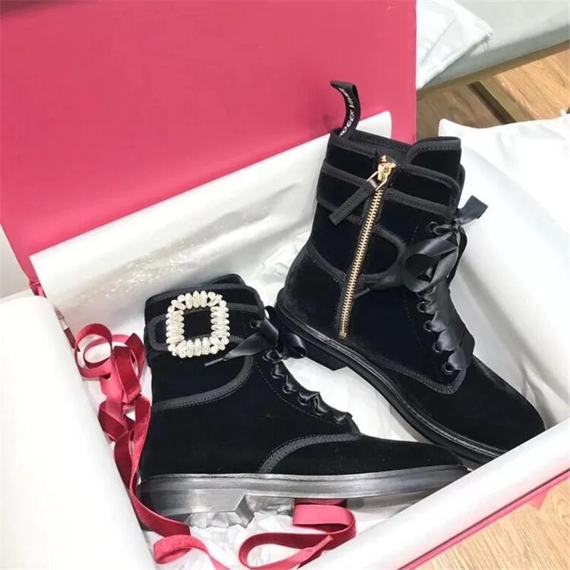Winter Warm Plush Boots Combat Leather Ankle Boots Women Rhinestone Buckle Embellished Black Leather Round Toe Motorcycle Boots