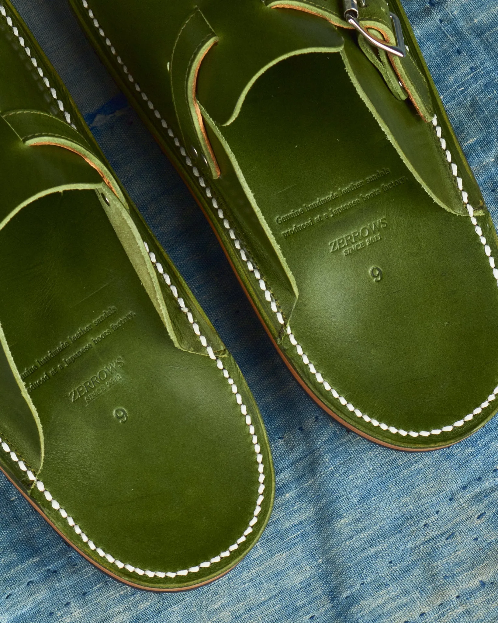 Zerrows Slit Sandal Green